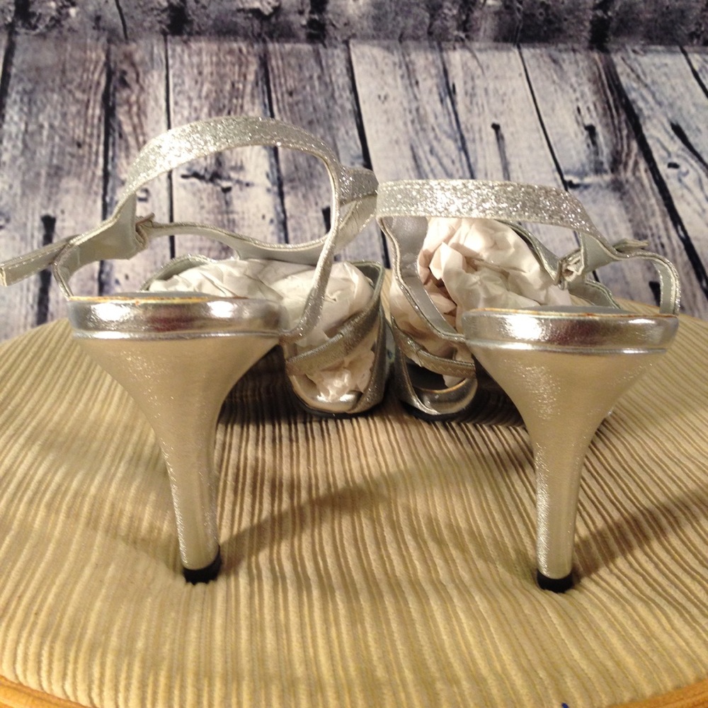 💃Silver Glittering✨ Aphrodite Sandals - Picture 8 of 8